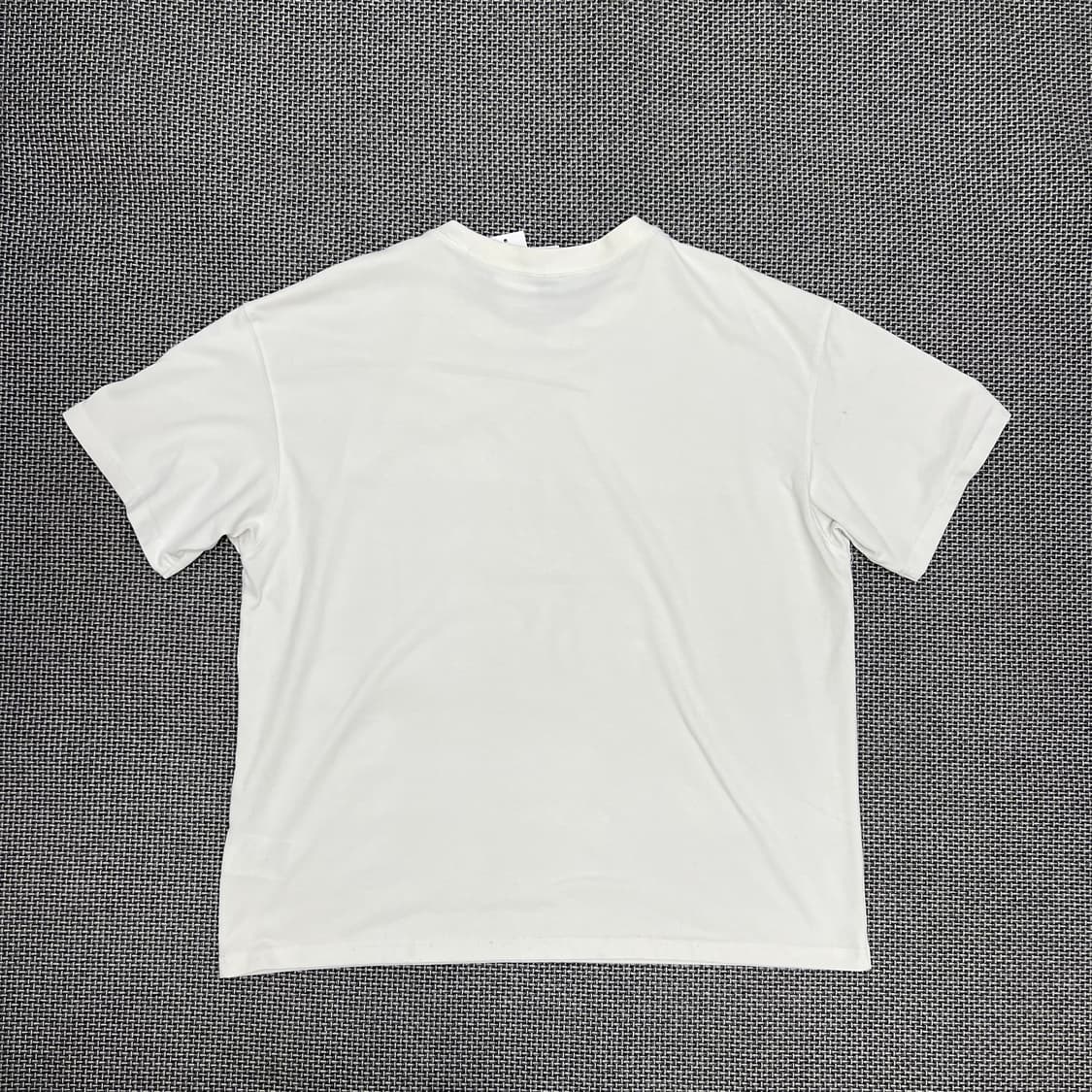 나이키 ACG 화이트 티셔츠 2XL 상품이미지3
