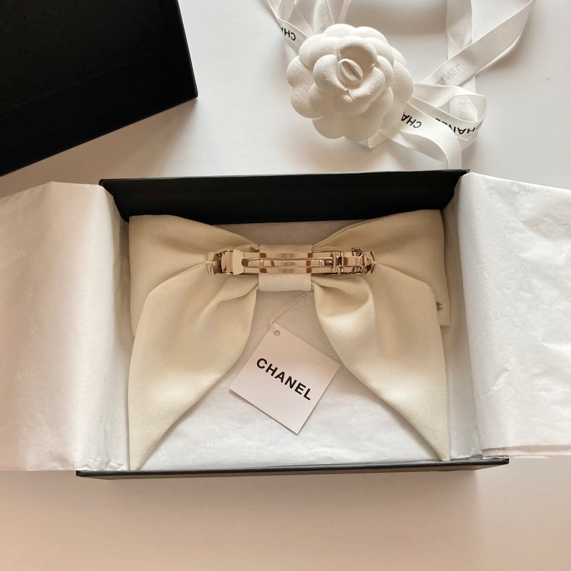 샤넬 실크리본 헤어핀 상품이미지2