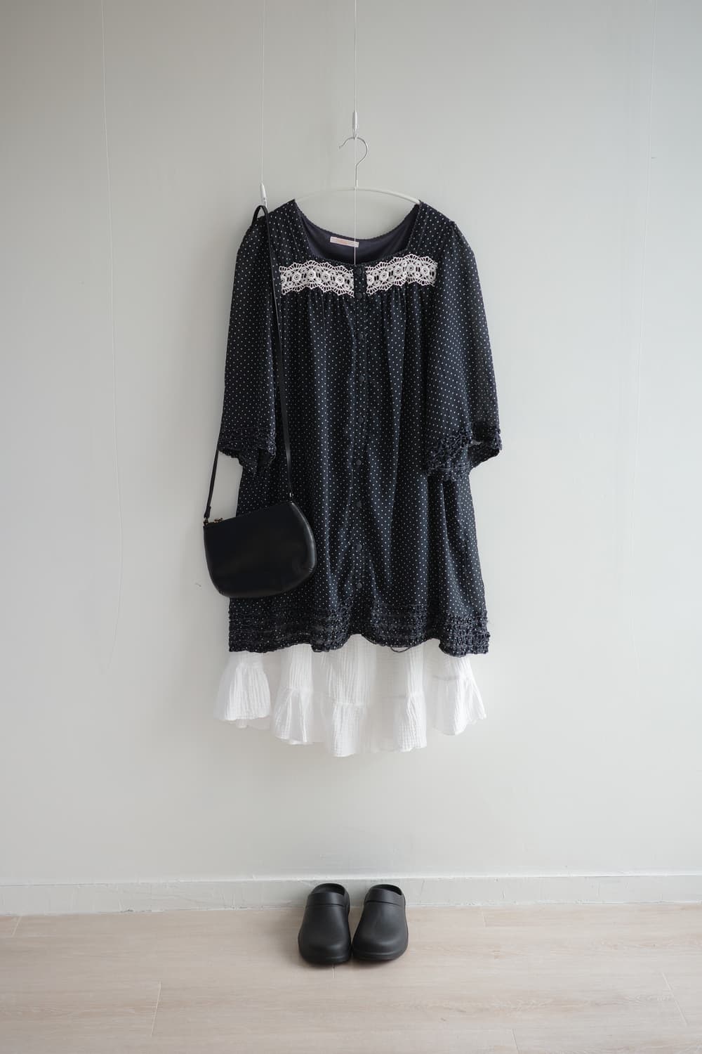 Black polka dot lace blouse 상품이미지7