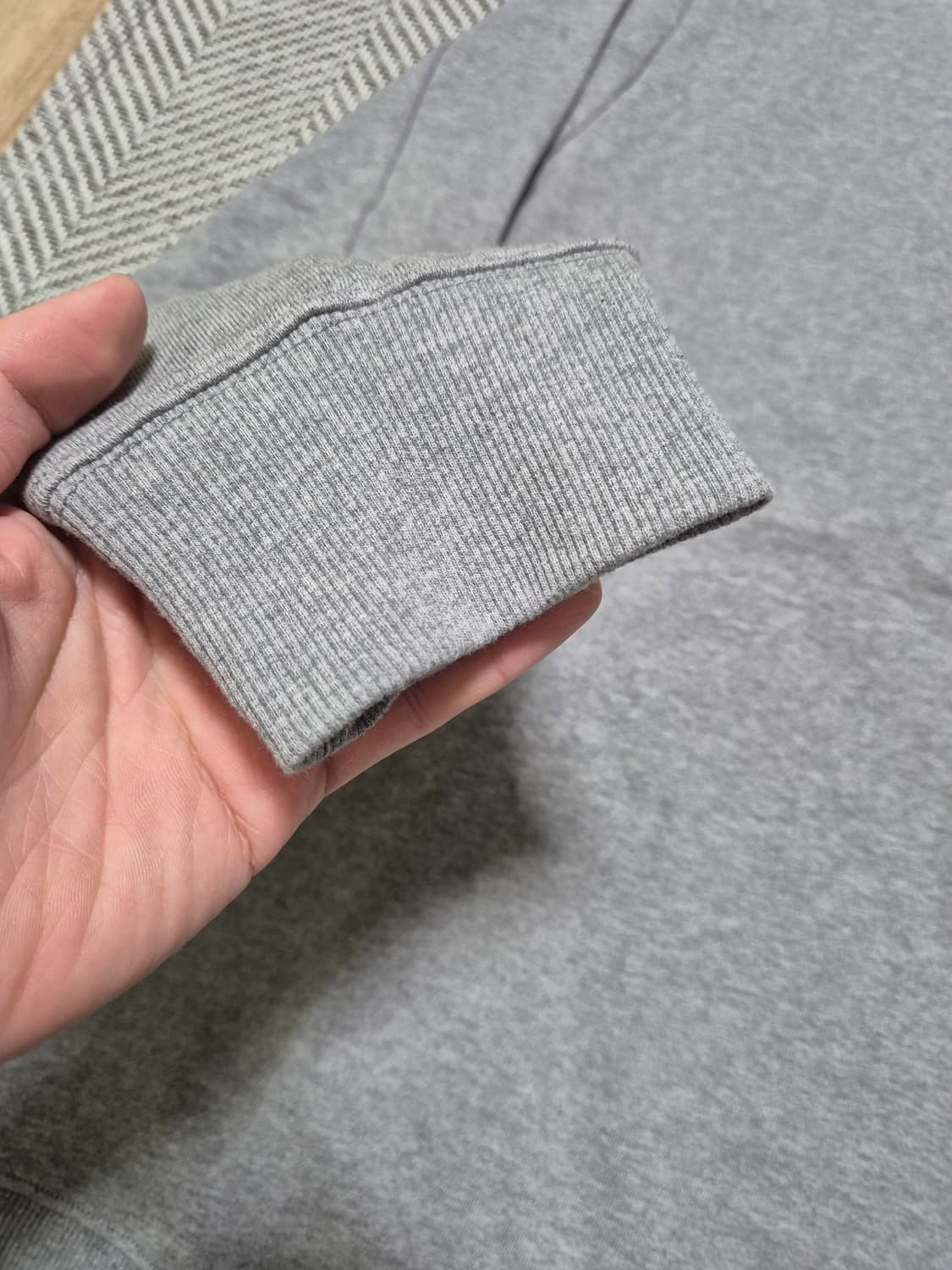 새상품급 CP컴퍼니 맨투맨 105-110 XL-XXL 그레이 상품이미지6