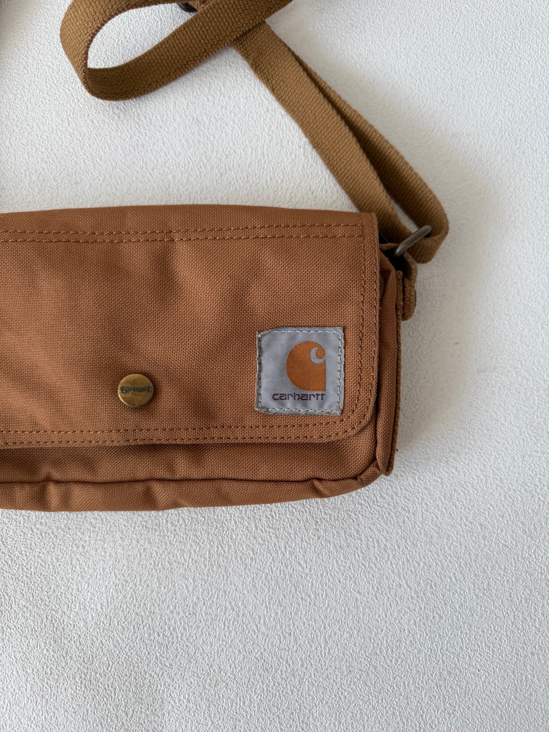 칼하트(Carhartt) 미니 크로스백 상품이미지3