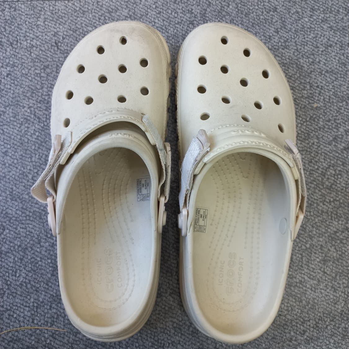 크록스 듀엣 맥스 II 클로그 베이지 290 상품이미지1