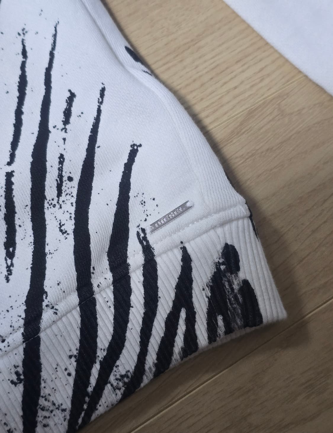 Diesel 디젤 본디지 프린팅 롱슬리브  상품이미지5