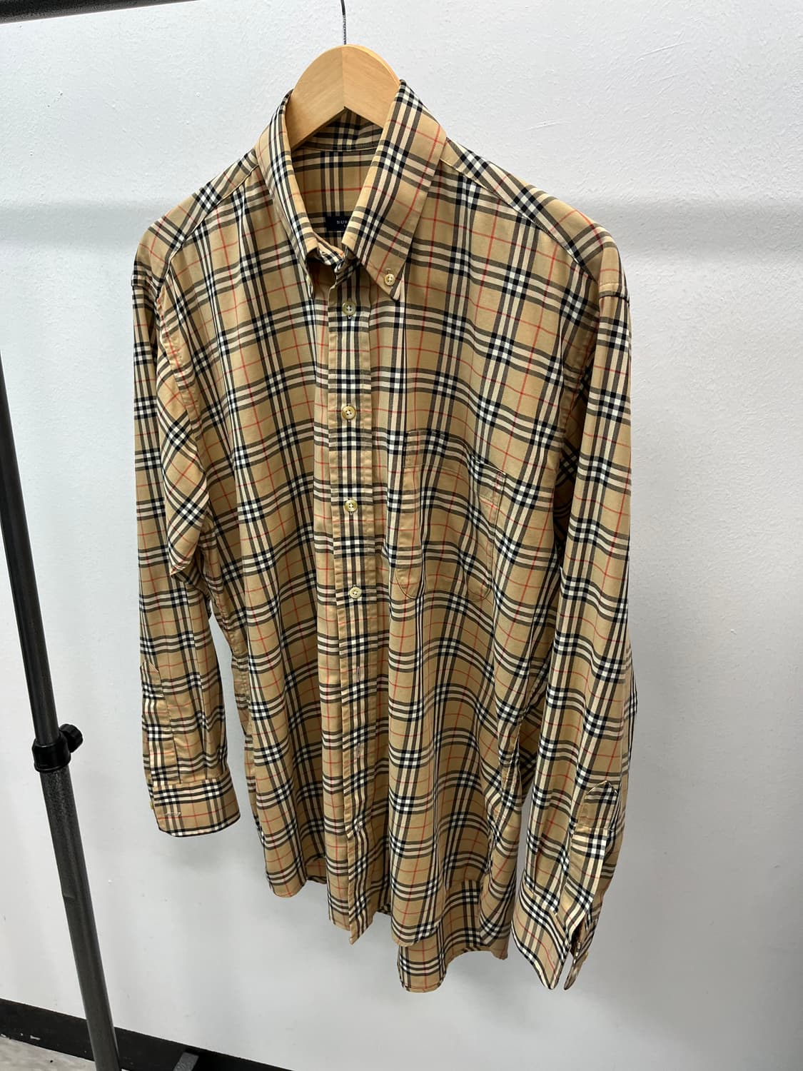 110) 버버리 베이지 체크셔츠  상품이미지1
