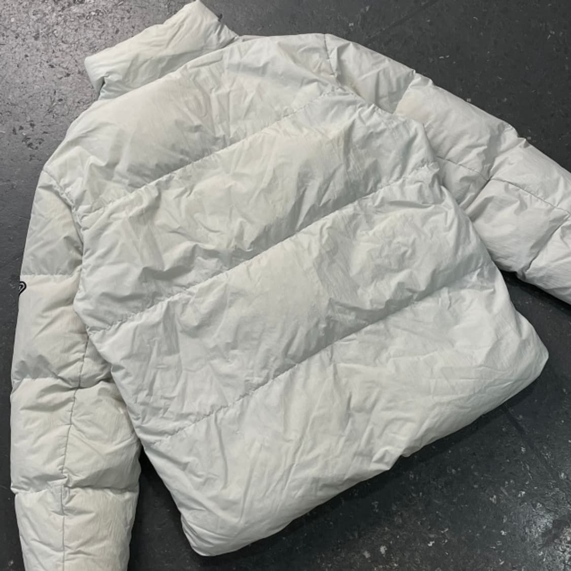 100 데상트 패딩 상품이미지6