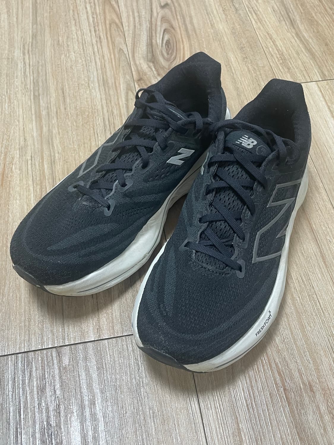 뉴발란스 Vongo V6 2E 265 상품이미지1