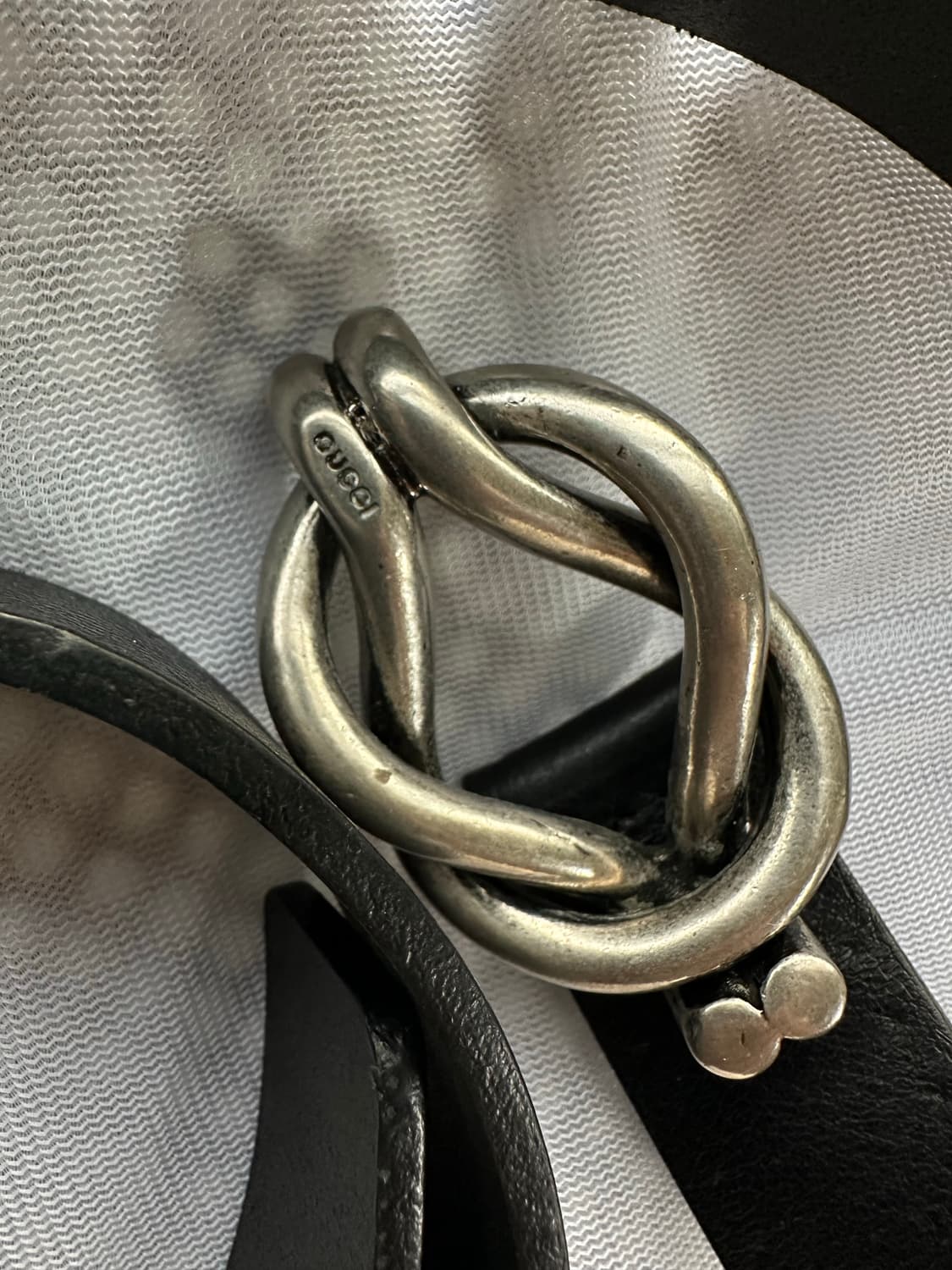 구찌 블랙 가죽 매듭 버클 벨트 상품이미지2