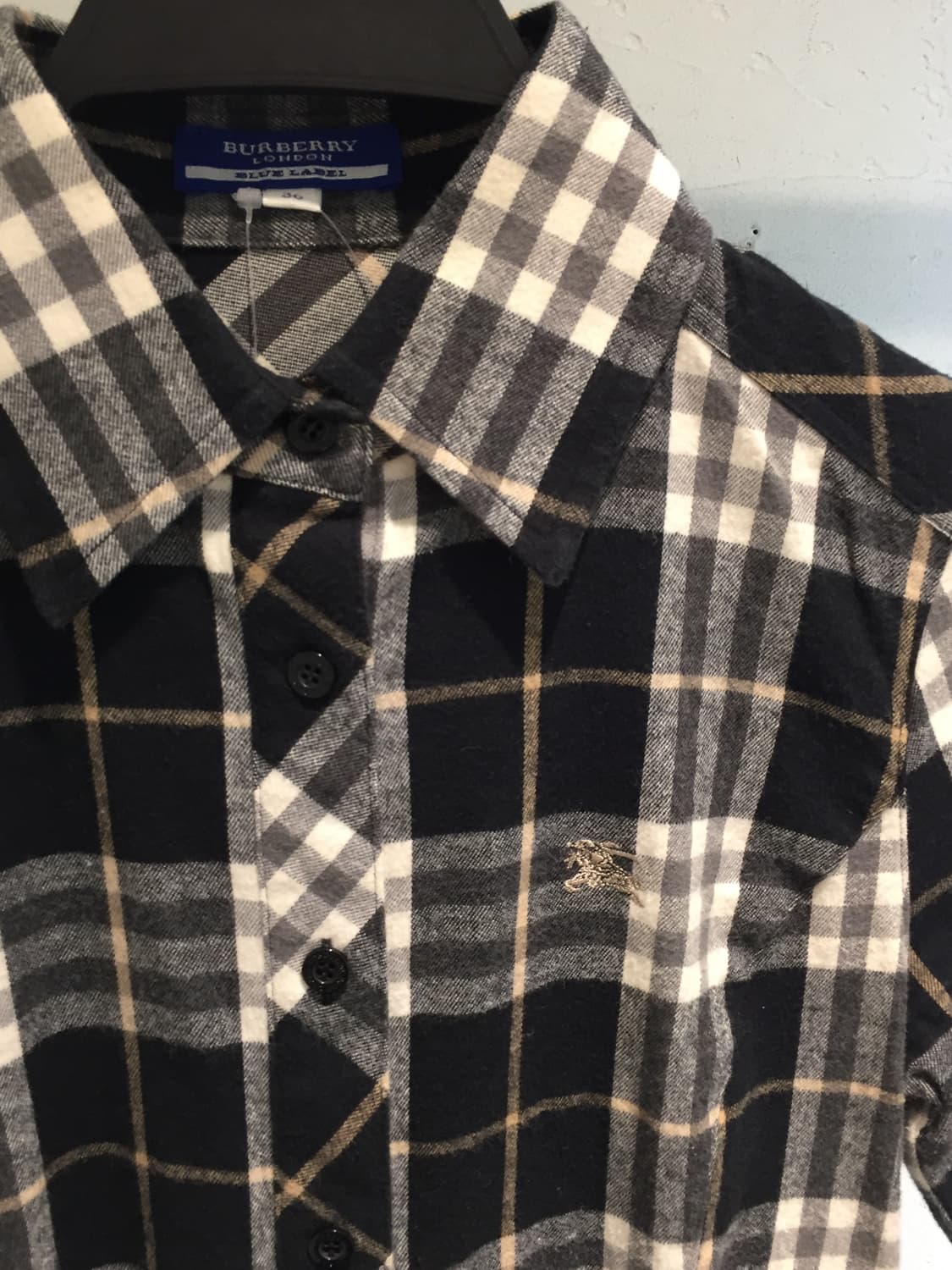 버버리 빈티지 블랙 체크셔츠  상품이미지4