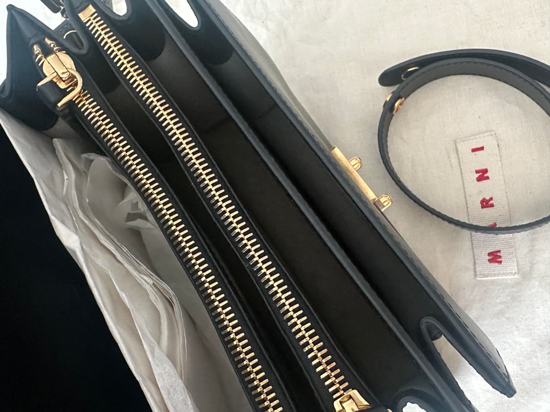 마르니 트렁크백 미디움 블랙 카프 스킨 상품이미지8