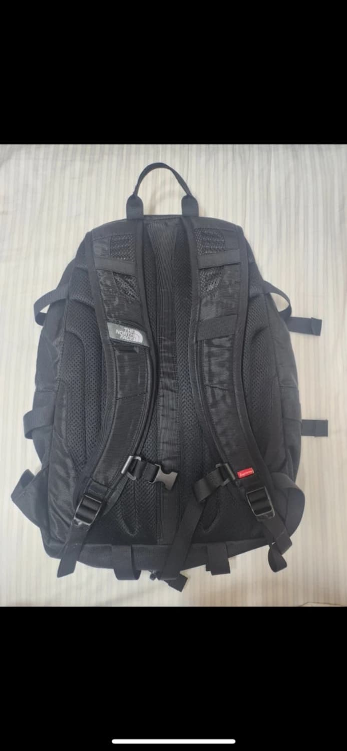 슈프림 x 노스페이스 S 로고 백팩 블랙 상품이미지2