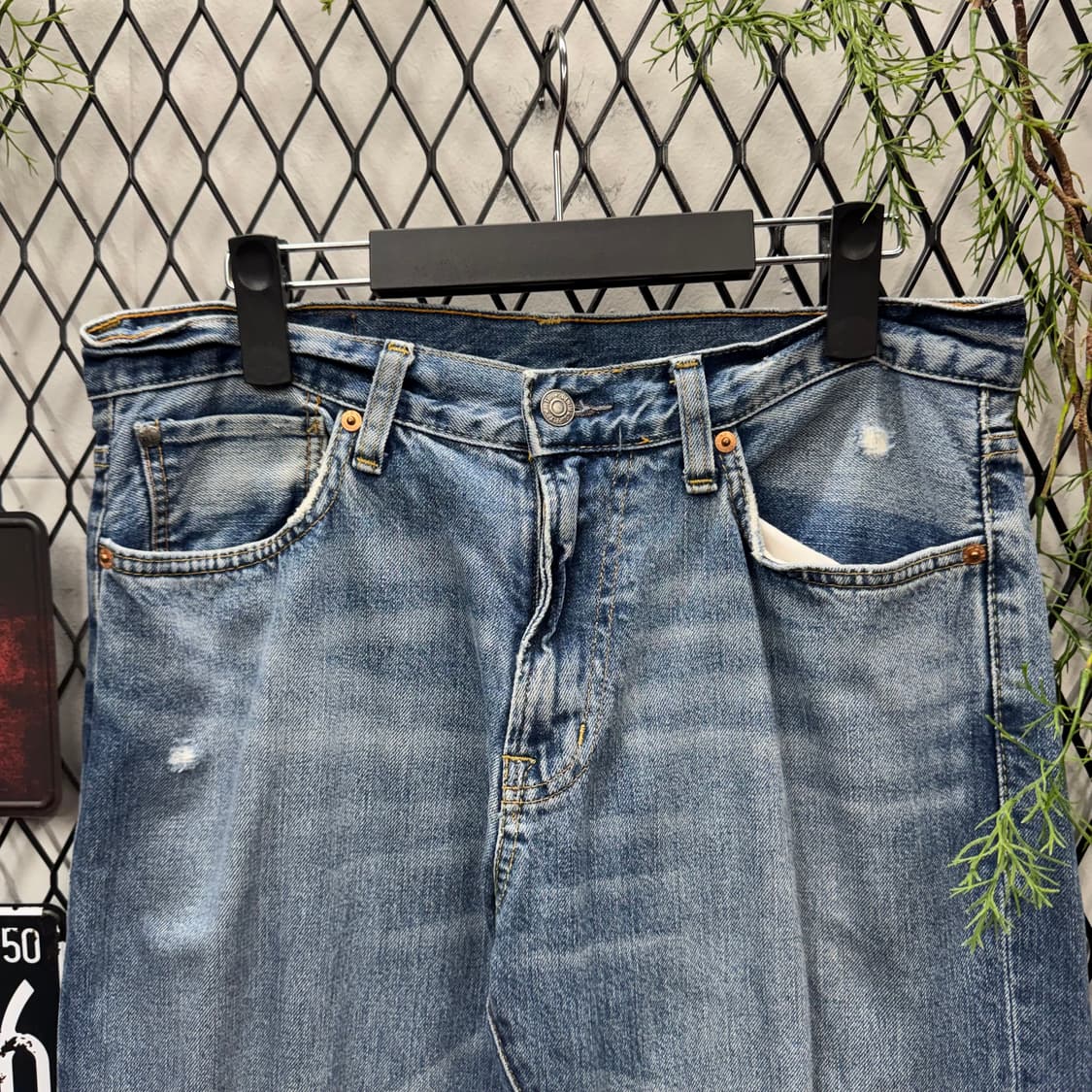 데님 앤 서플라이 랄프로렌 데님 팬츠 후면 패치 포인트 연청 상품이미지3