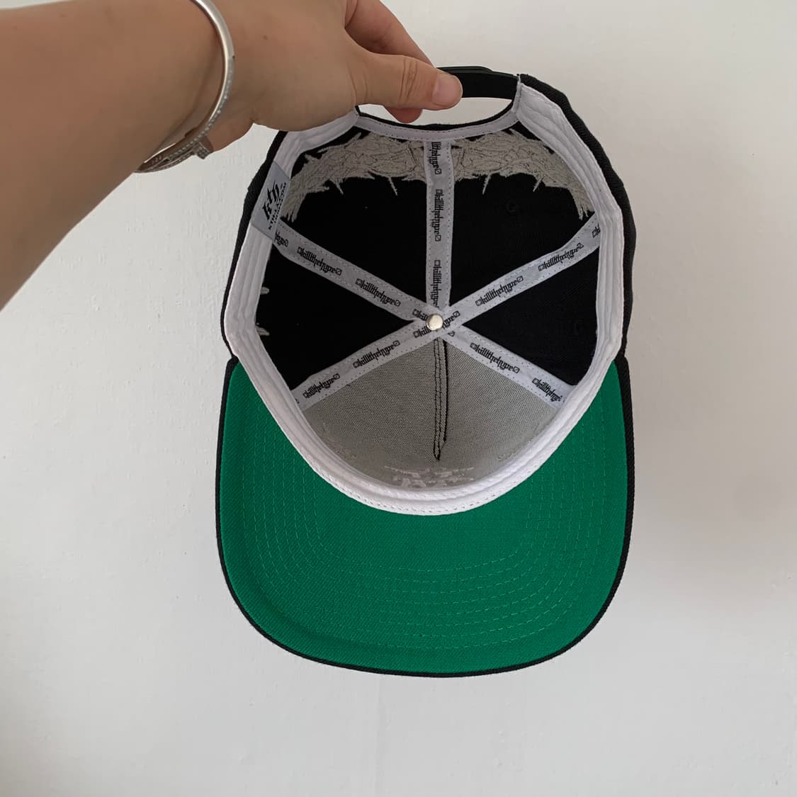 크리스브라운 KTH-LA 킬더하이프 업사이드다운 가시왕관 스냅백 모자 상품이미지7