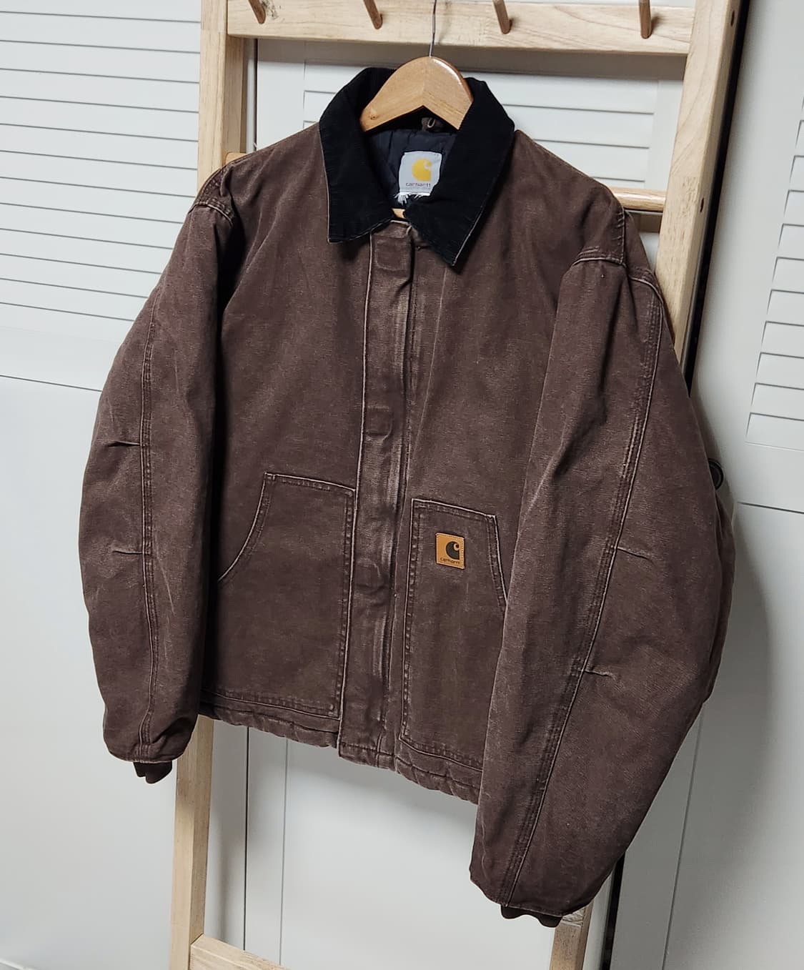 칼하트 J22 브라운 워크 자켓 상품이미지2