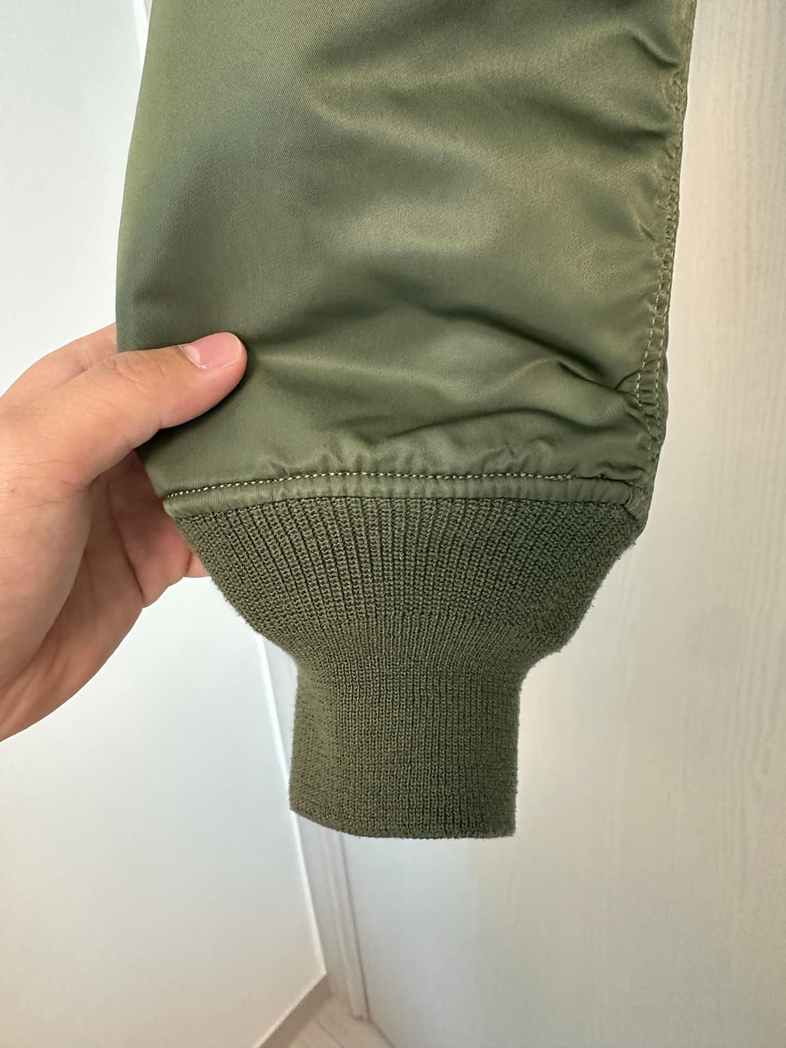 알파인더스트리 MA-1 항공점퍼 XL 세이지 그린 상품이미지2