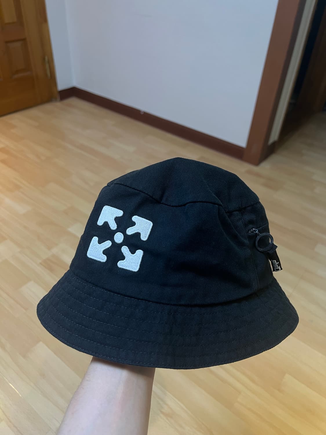 off white 버킷햇 상품이미지2