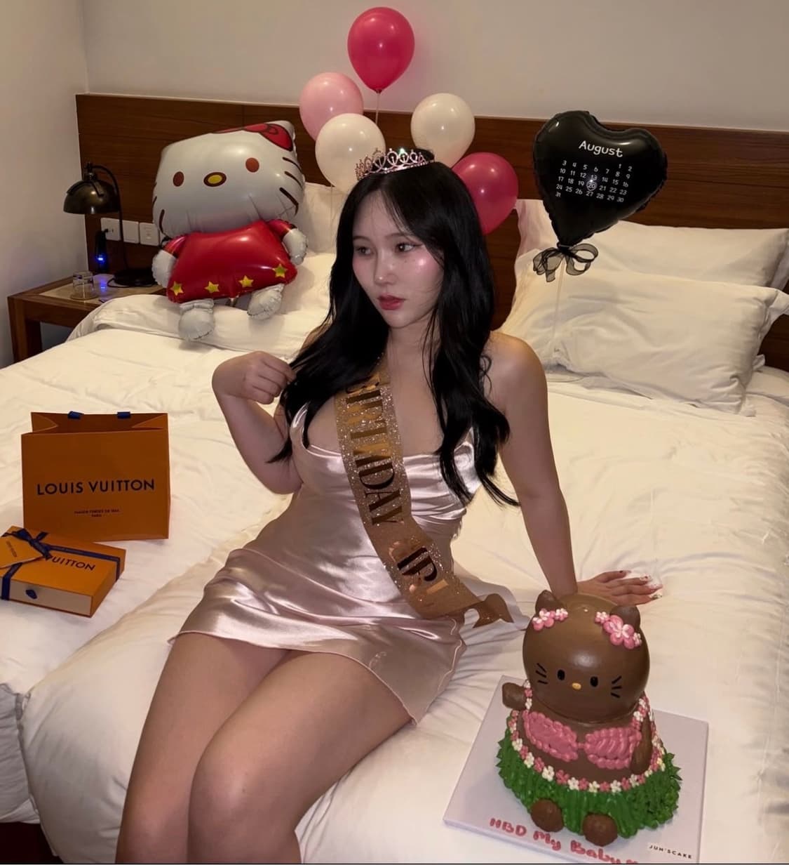 쉬인 새틴 크로스백 스트랩 드레스 상품이미지2