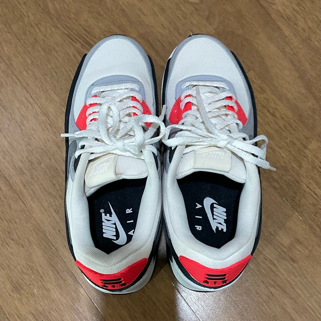 나이키 에어맥스 90 LV8 250 상품이미지5