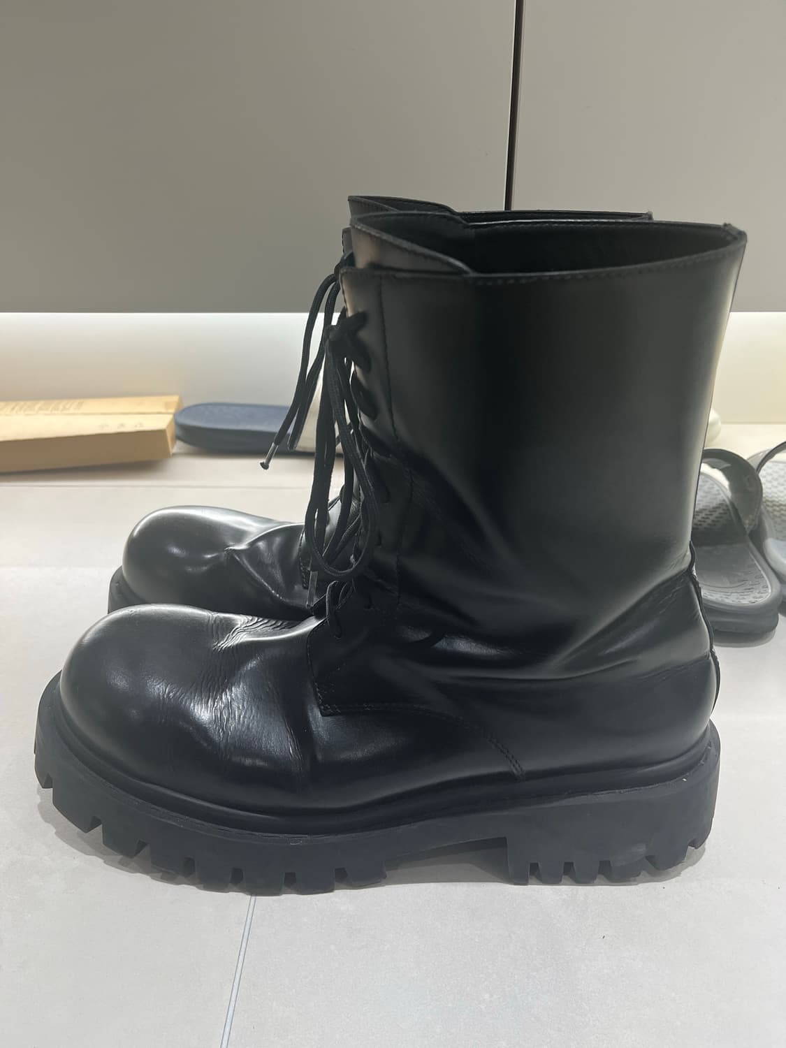 발렌시아가 서전트 20mm 부츠 44 상품이미지2
