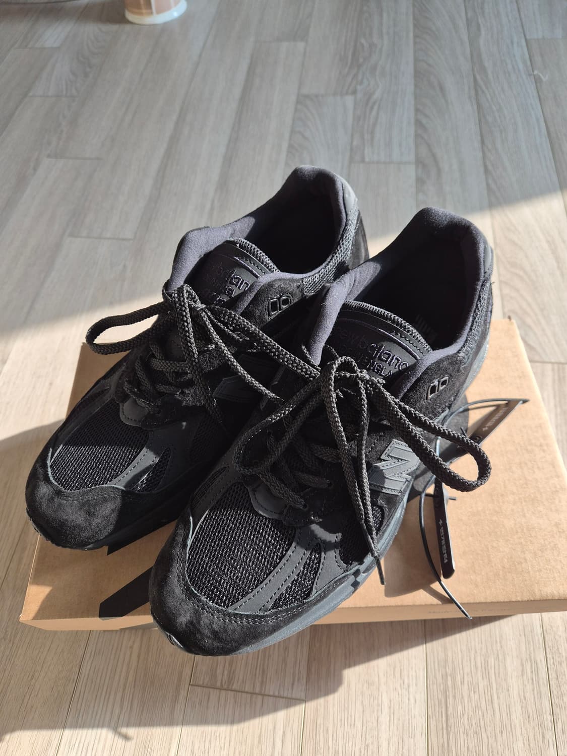 뉴발란스 991v2 메이드 인 UK 블랙 그레이 280 새상품 상품이미지1