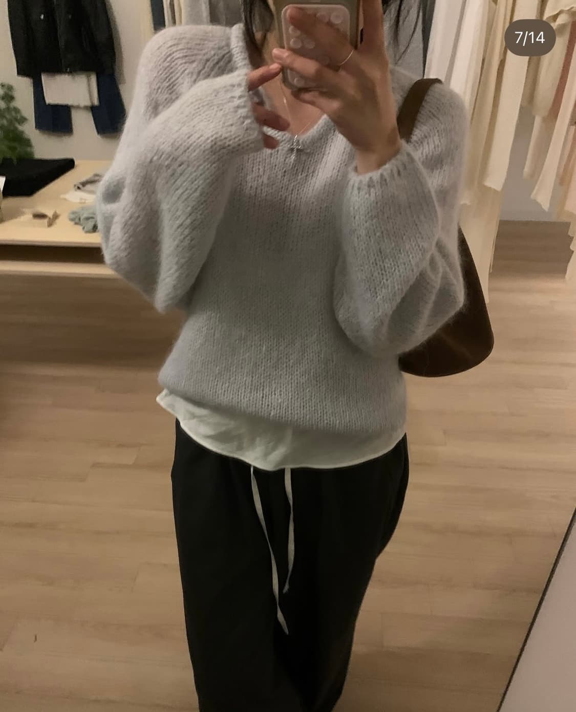 (최종가격/새상품)누아누아 키드모헤어 브이 니트 상품이미지5