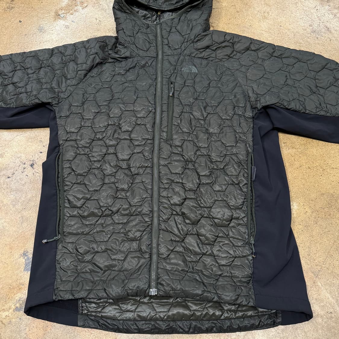 [정품/M] 노스페이스 퀼팅 후드 패딩 블랙 b10 상품이미지3