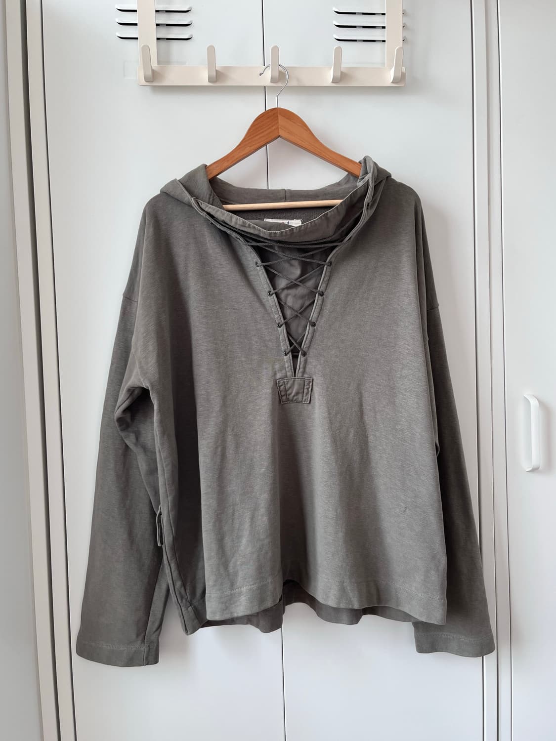 (Rare) 45RPM 카키 포켓 레이어드 오버핏 후드티셔츠 상품이미지4