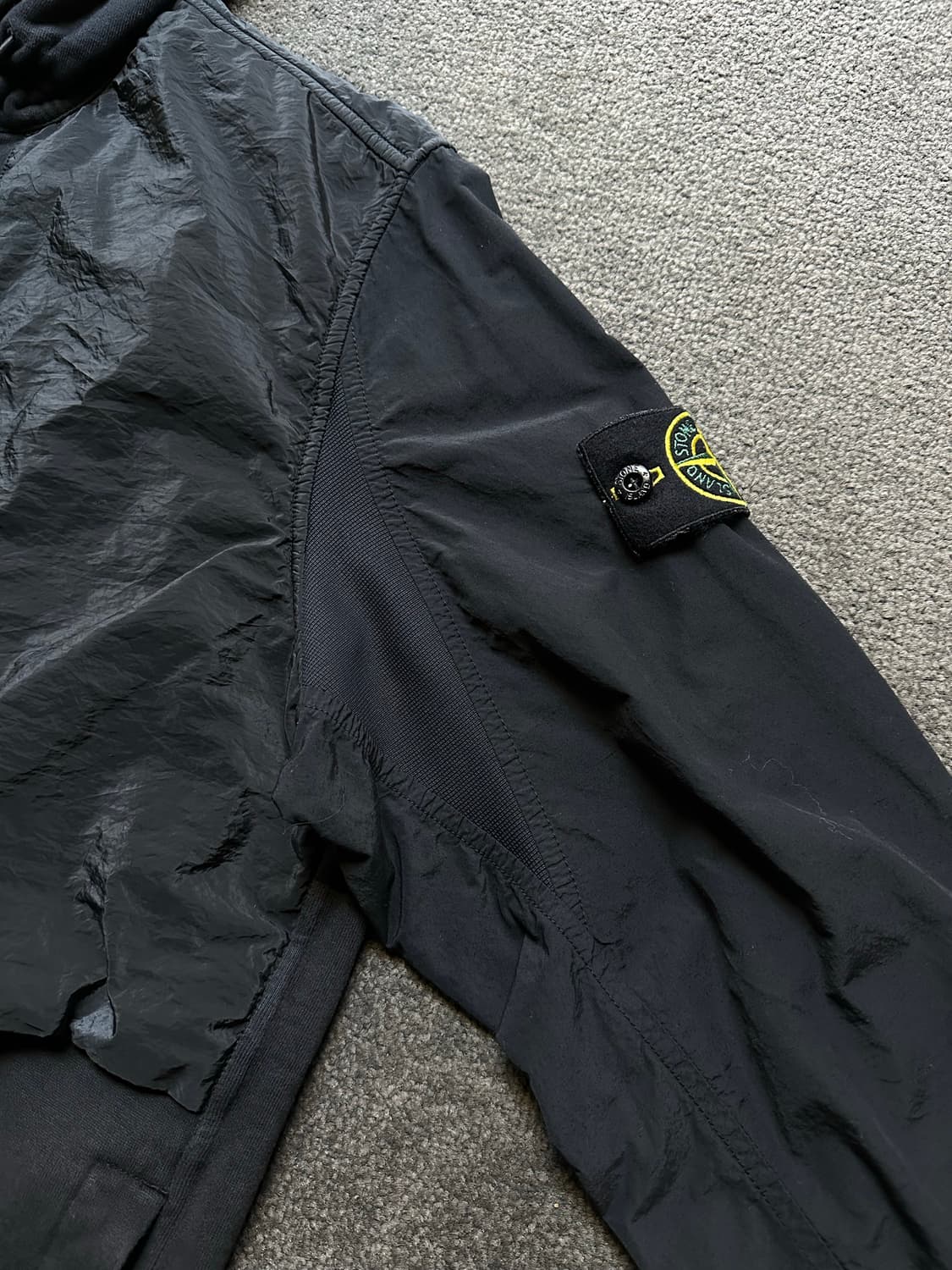 스톤아일랜드 나슬란 나일론 메탈 후드 집업 L 상품이미지3