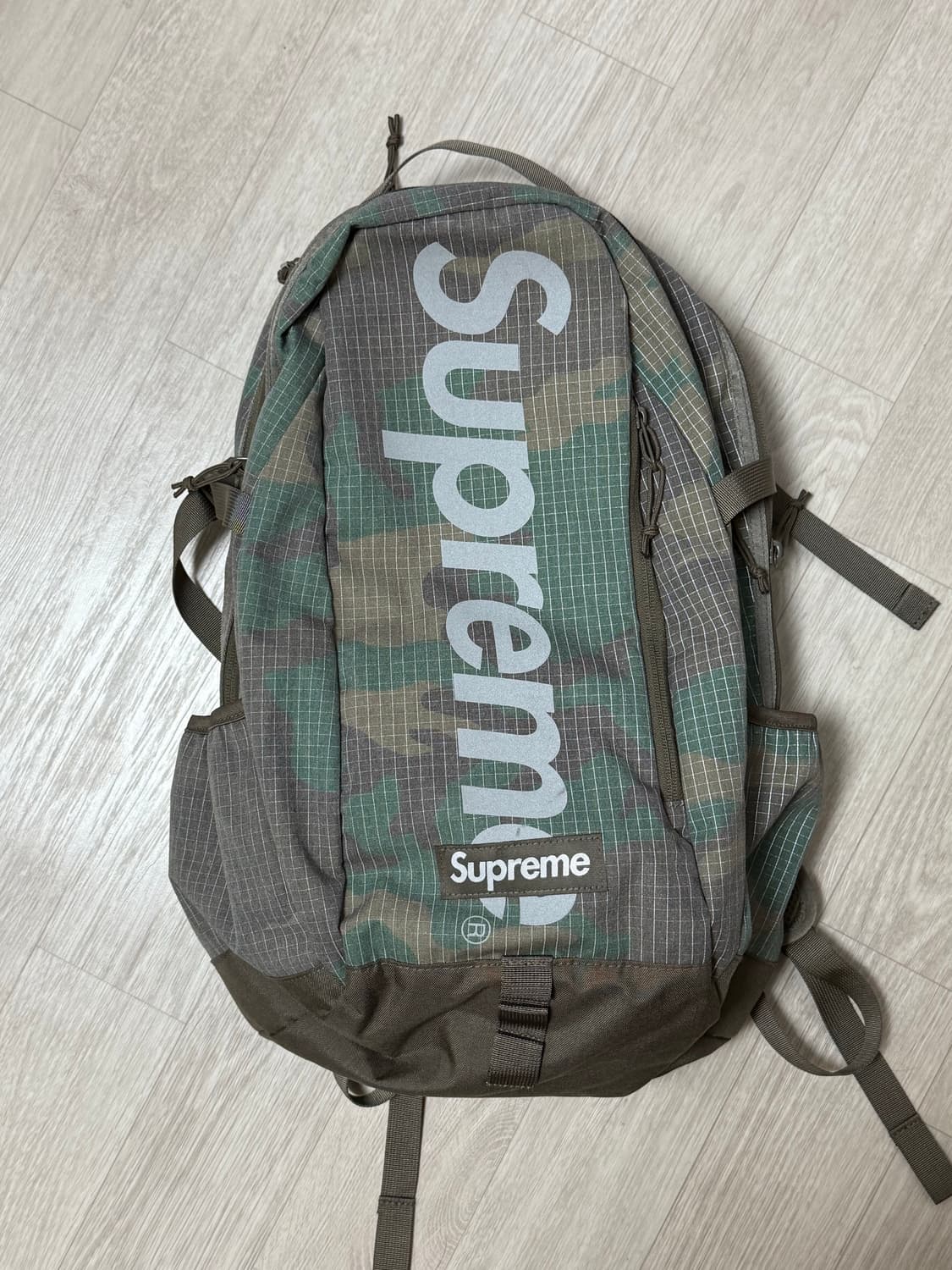 슈프림 백팩 우드랜드 카모 - 24SS 상품이미지1