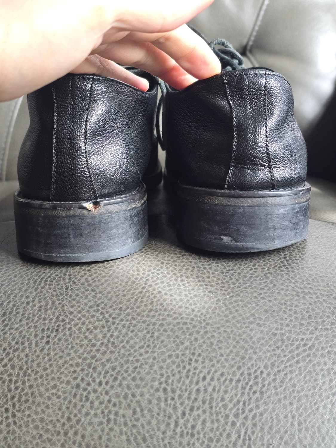 국내 다크웨어 sown 더비 265인거 같아요.... 상품이미지3