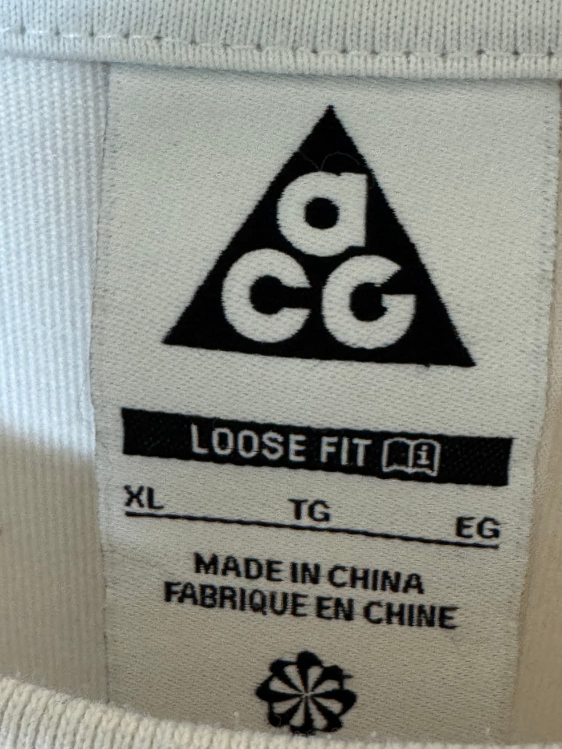 (XL)나이키 ACG 자수로고 반팔티 화이트 상품이미지3