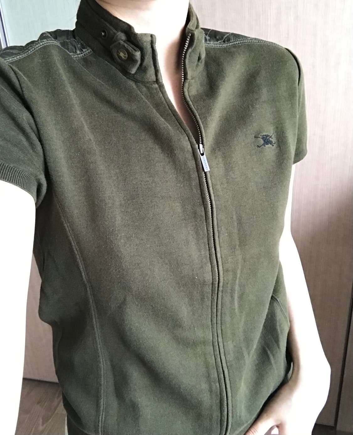 Burberry half knit zip-up 상품이미지1