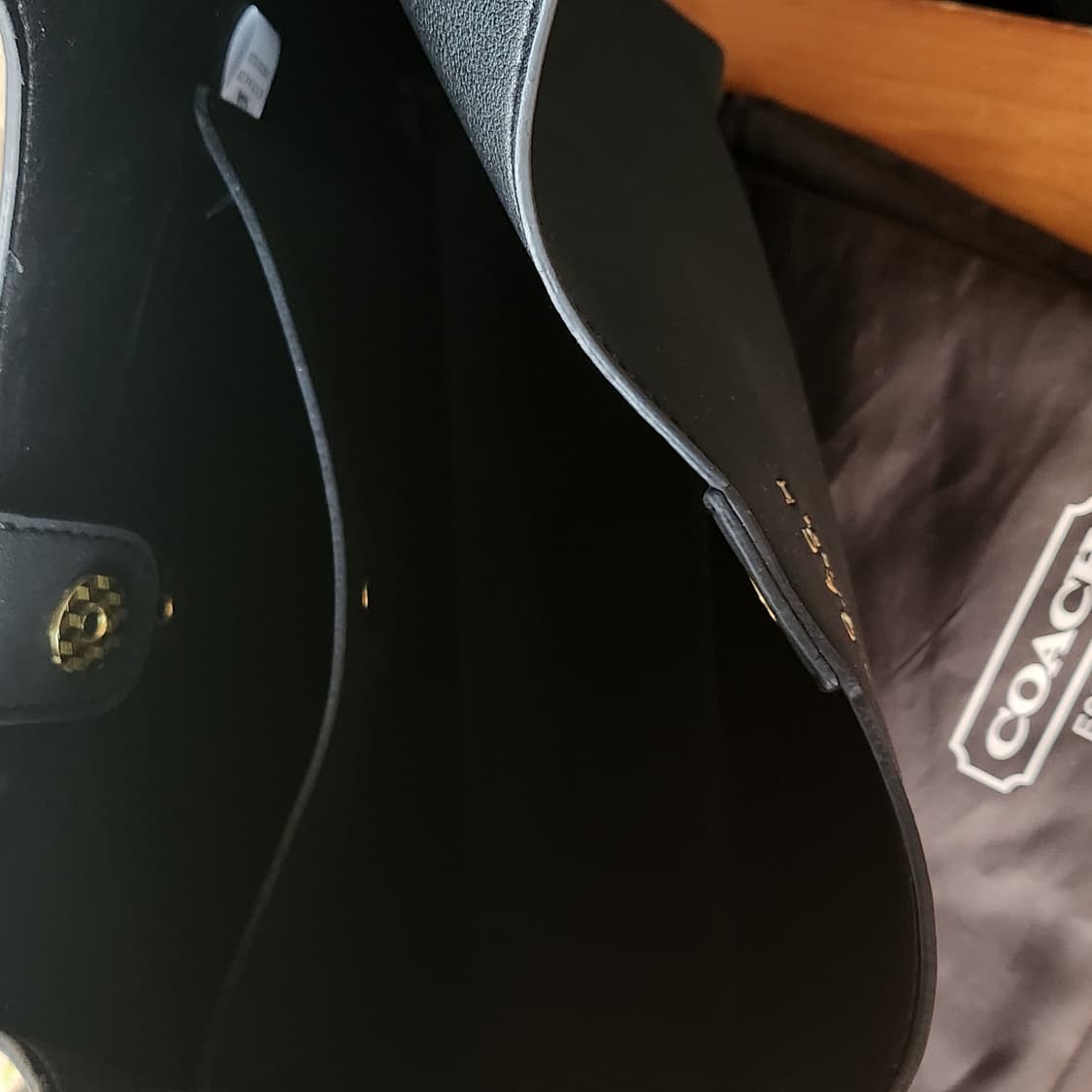 코치 브루클린 숄더백 [스웨이드 블랙] 상품이미지8