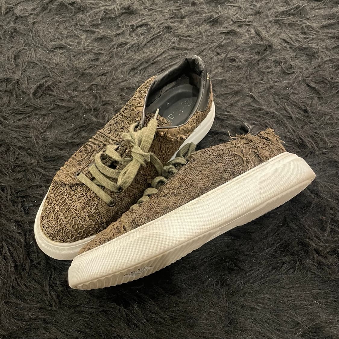 바이왈리드 스니커즈 상품이미지2