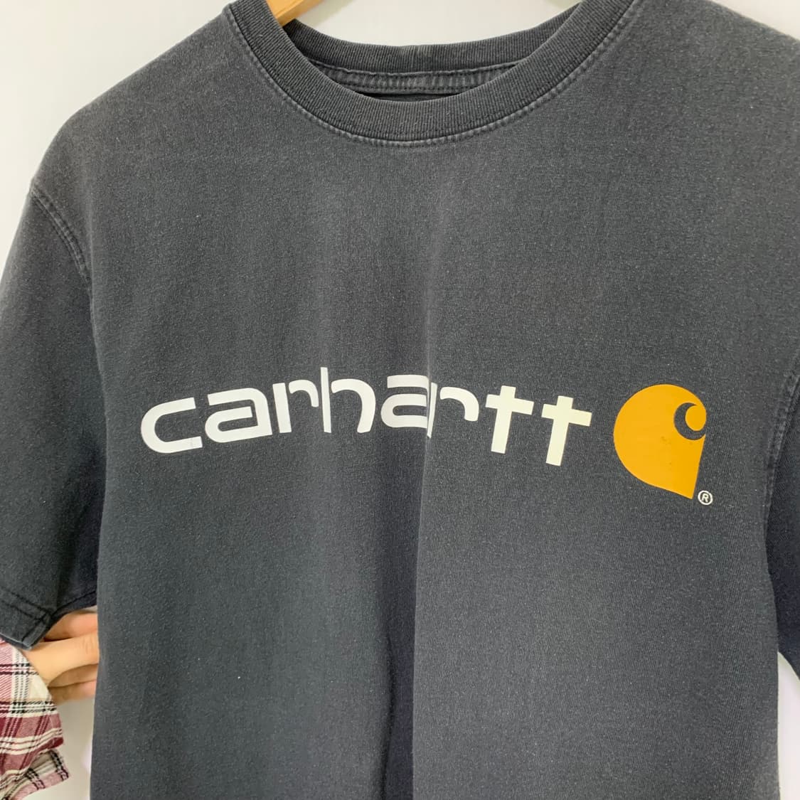 칼하트 차콜 빅 로고 프린팅 반팔 티셔츠 빈티지 남녀공용 상품이미지9