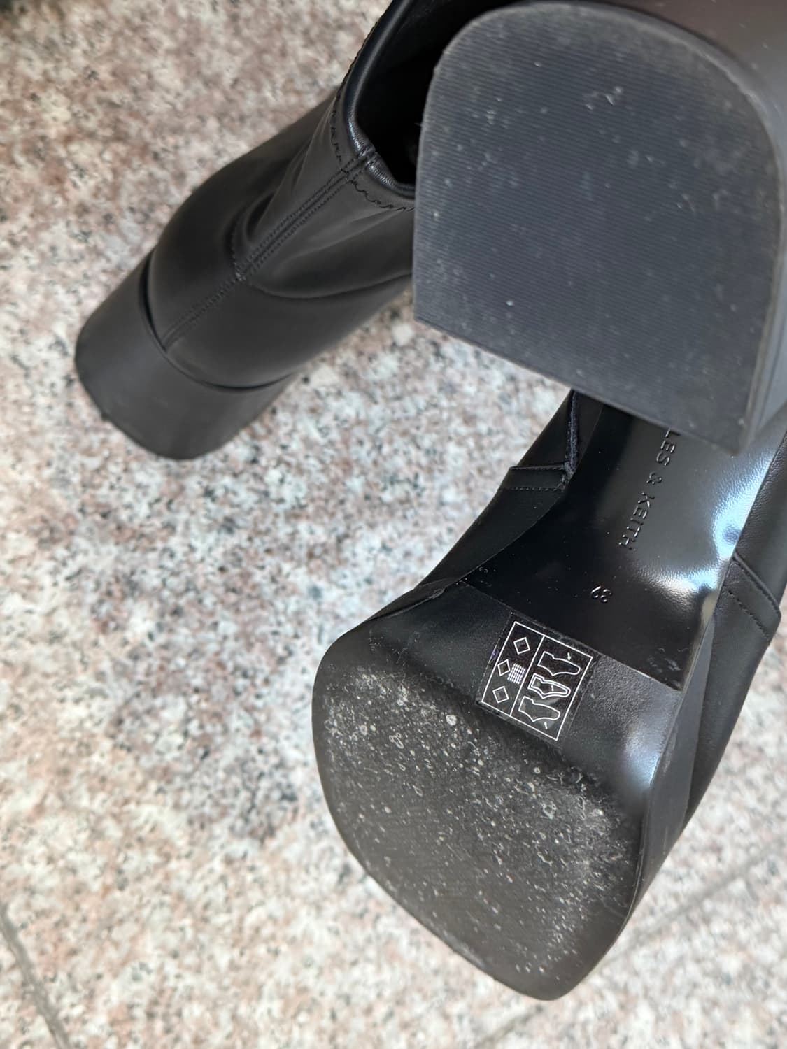 플랫폼 블록 힐 앵클 부츠 블랙 상품이미지5