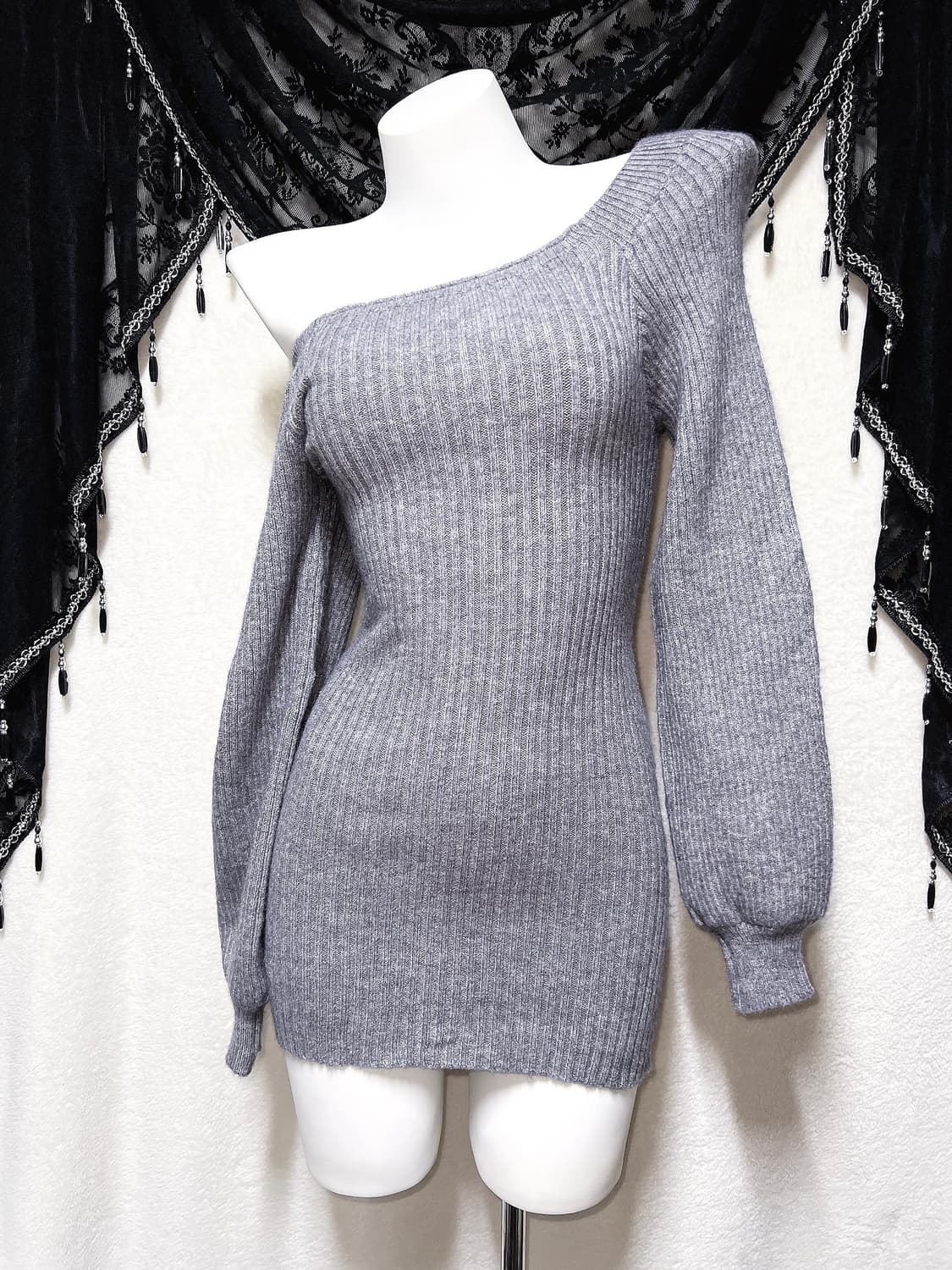 로맨틱갸루 로걀 오네 퍼프 벌룬 오프숄더 니트원피스 섹시 연말 딱붙핏 상품이미지1