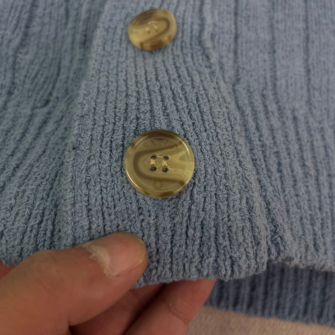 100 세터 부클 가디건 상품이미지3