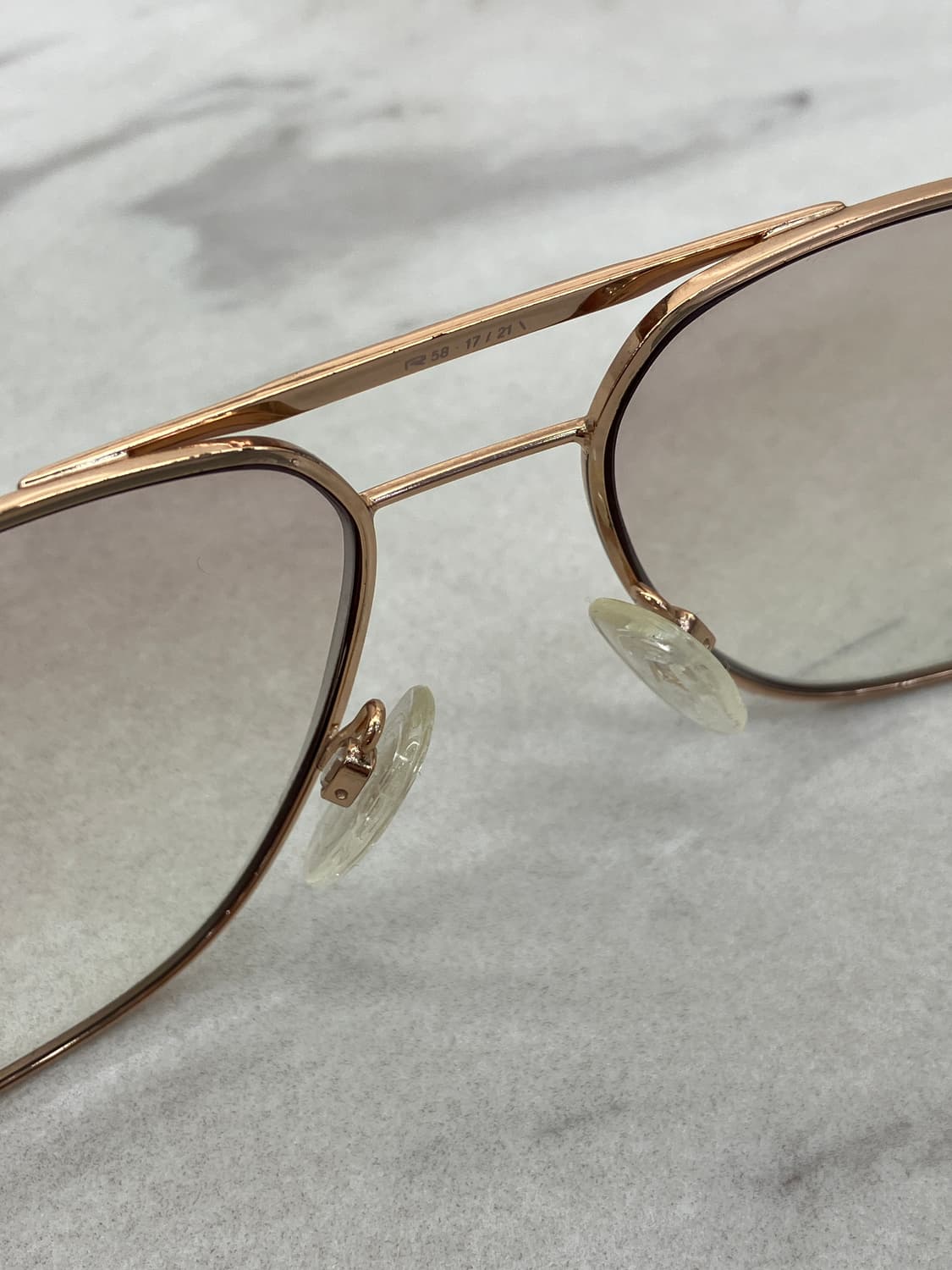 로덴스톡 RODENSTOCK 골드메탈 투 브릿지 선글라스(30g) 상품이미지4