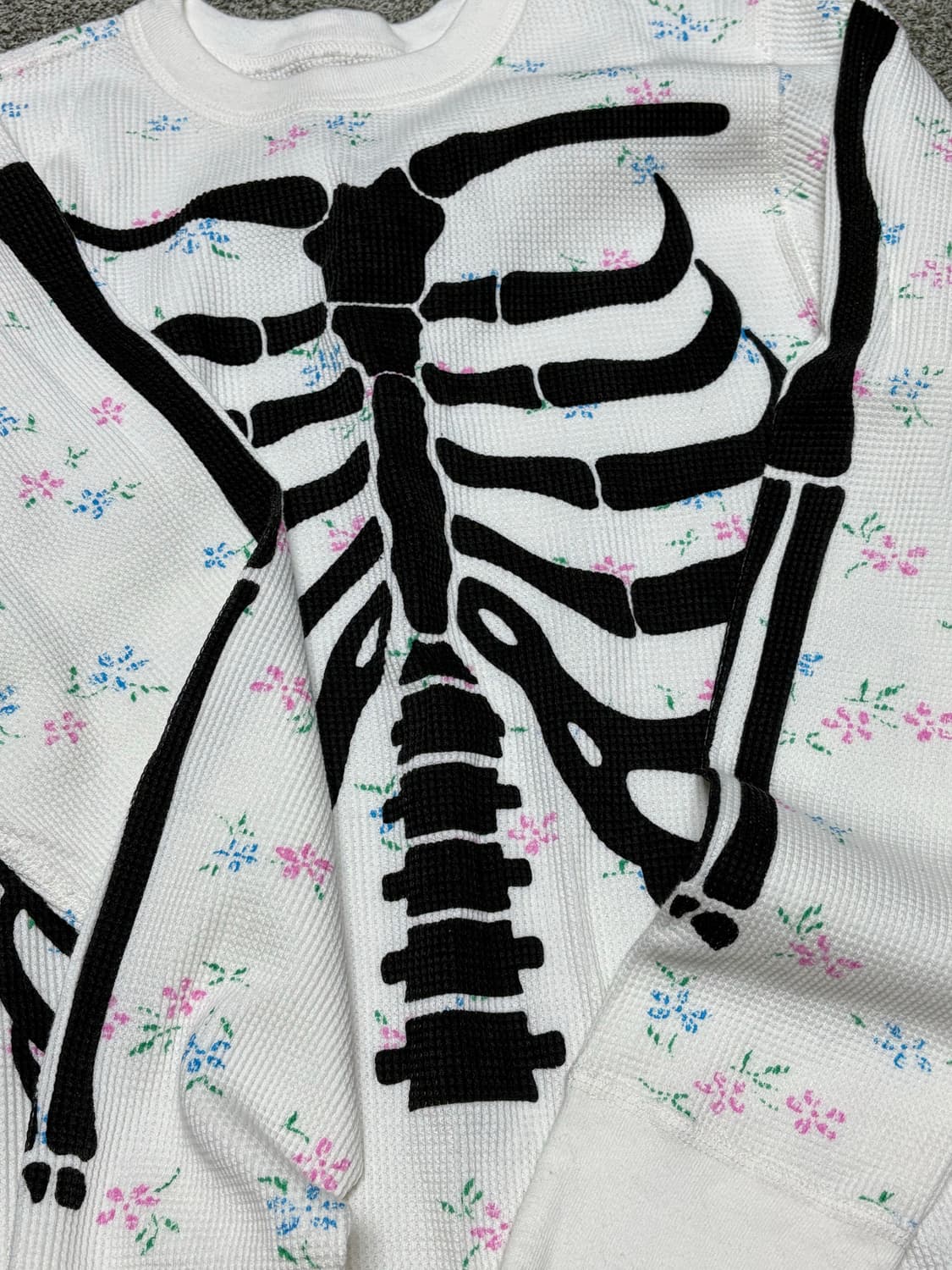 슈프림 헤인즈 본즈 플로럴 S 상품이미지2