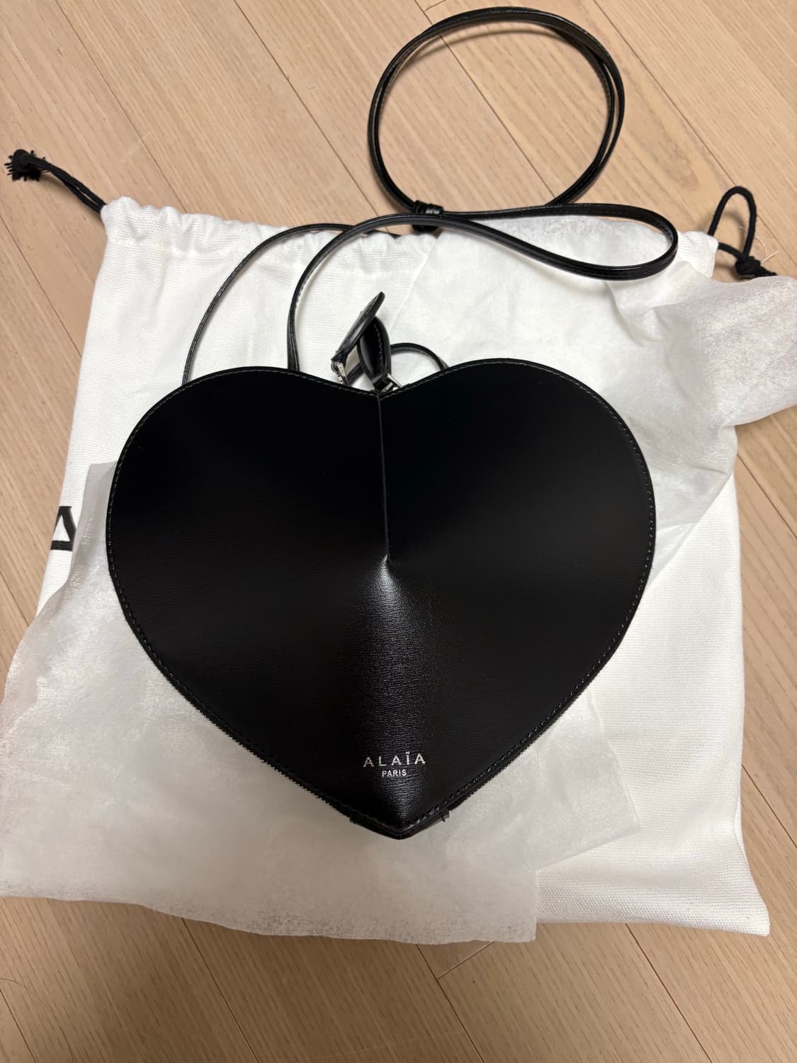 알라이아 하트백 상품이미지3