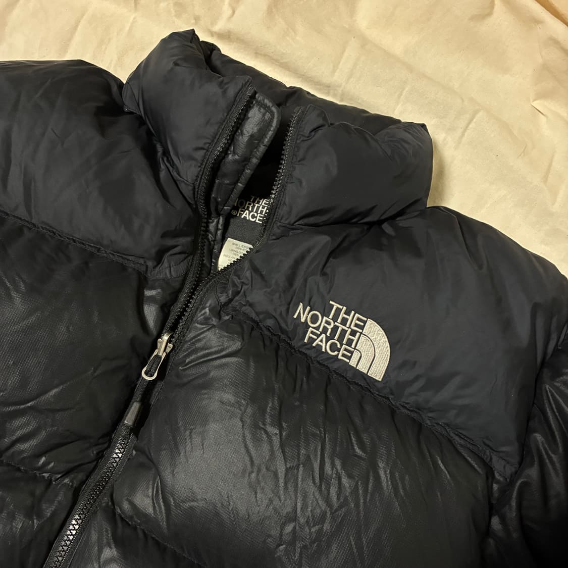 해외판 노스페이스 700 눕시 패딩 블랙 XL 상품이미지2