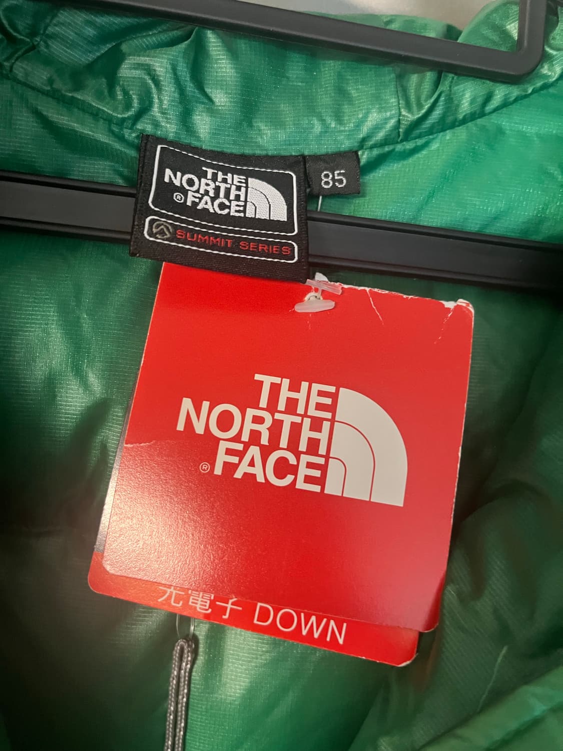 새상품 노스페이스 써밋 아콘 패딩 [M] 상품이미지7