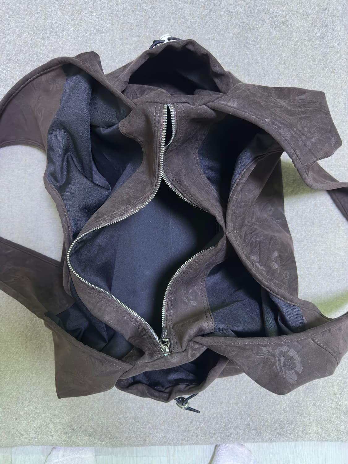 스퀘어라인 스웨이드 빅숄더백 상품이미지7