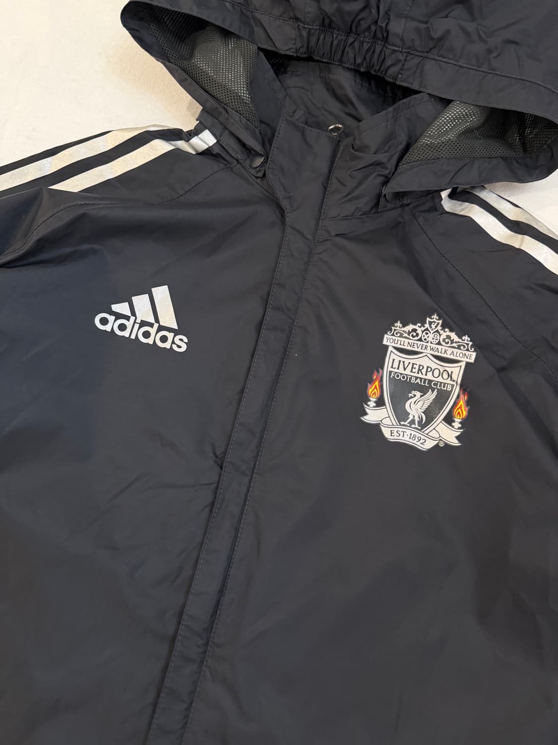 아디다스 11-12 리버풀 후드 탈착 바람막이 차콜 그레이 상품이미지3