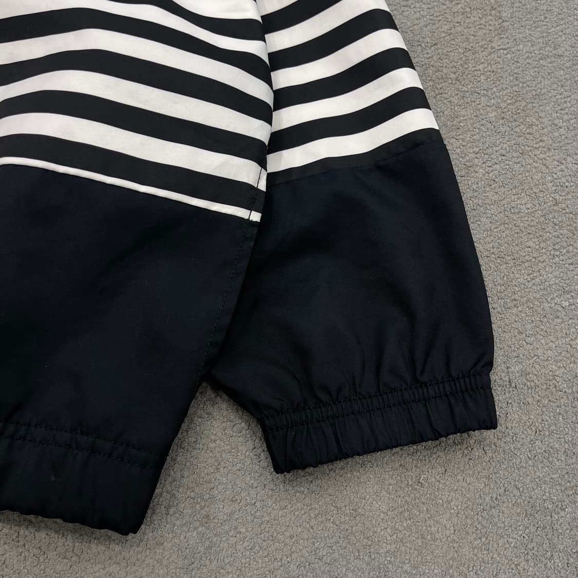 S 나이키 스트라이프 바람막이 자켓 상품이미지3