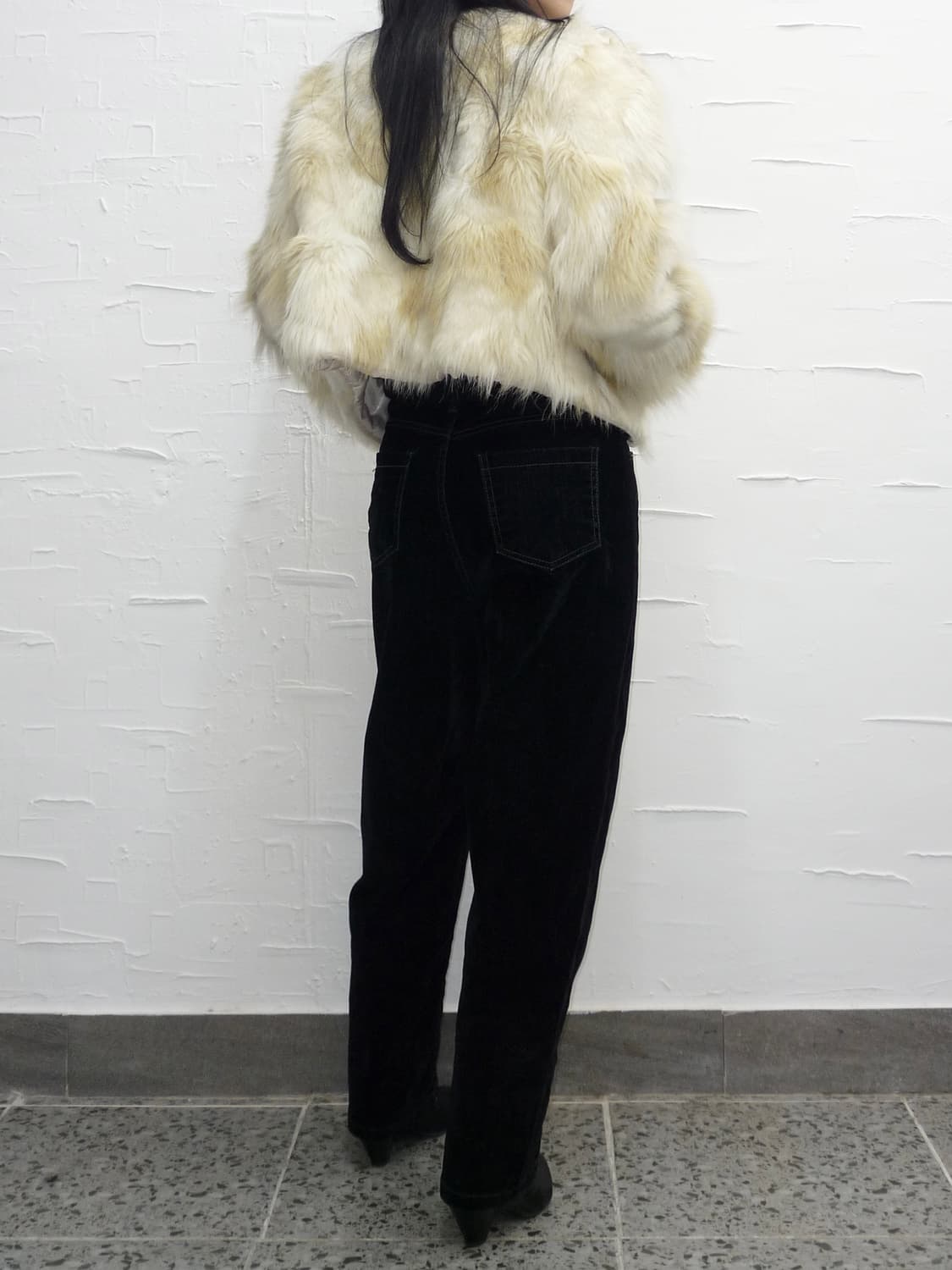 White ivory fur jacket 상품이미지3