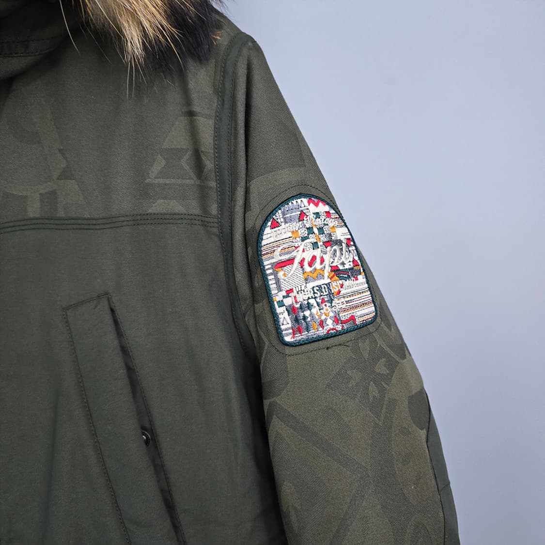 서스데이아일랜드 오리다운 패딩 M 상품이미지3