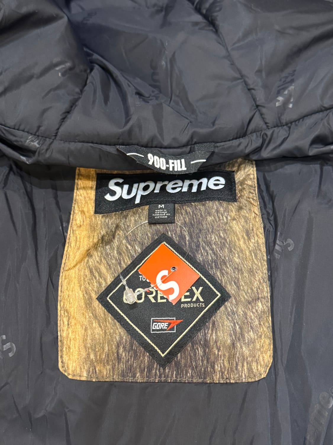 [M] 슈프림 고어텍스 900필 다운 파카 퍼 프린트  상품이미지8