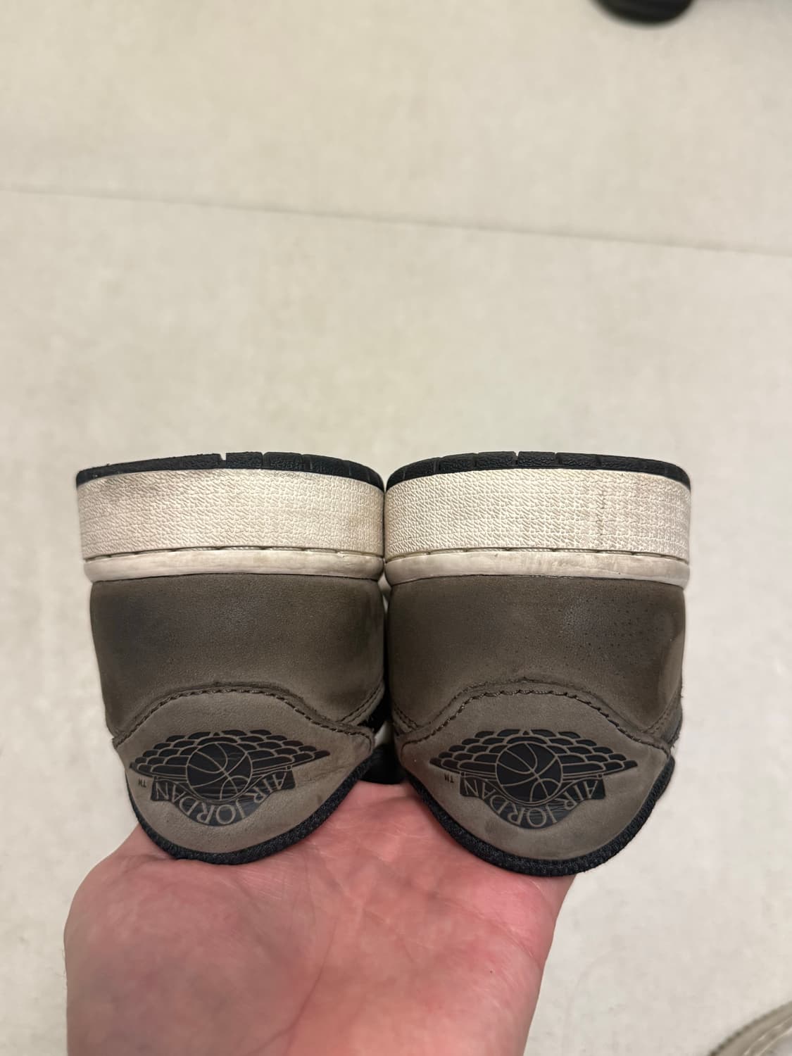 나이키 에어 조던1 로우 모카 270 상품이미지5