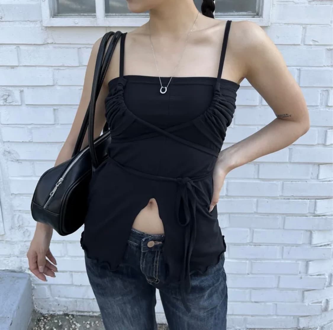 모드니치 tunnel sleeveless 블랙 끈나시 상품이미지1